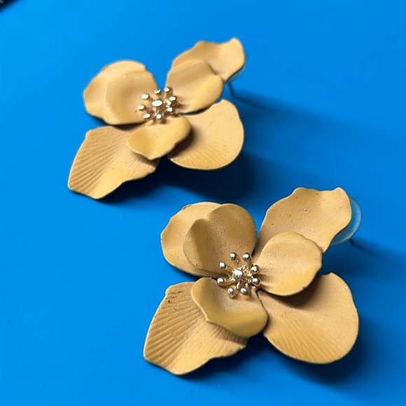 🖤TRAFANI earrings - Picture 3 of 11